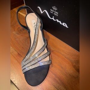 Nina New York Rhinestone Slingback Heels Black Satin Evening Shoes Size 9